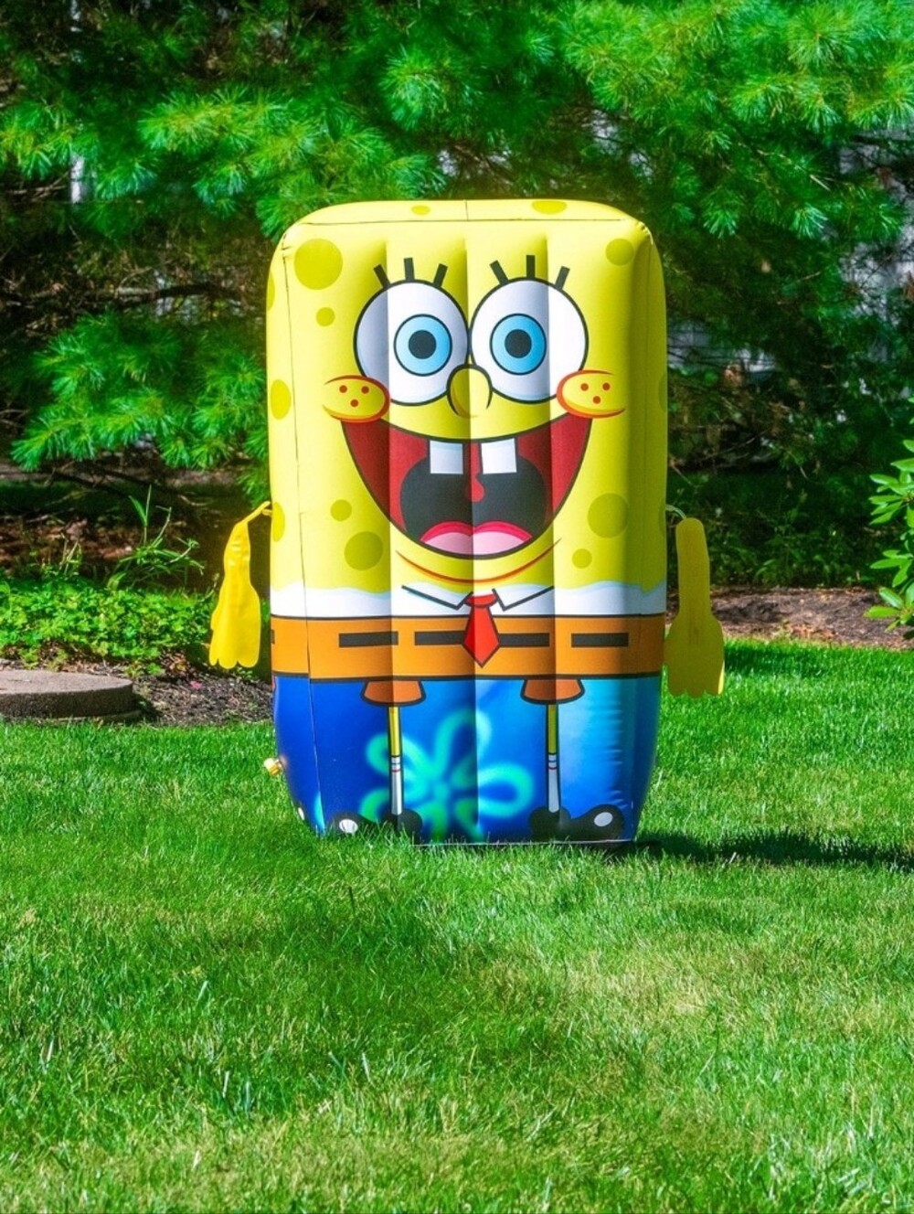 New SpongeBob Squarepants Yellow & Blue Giant Inflatable Sprinkler NIB
